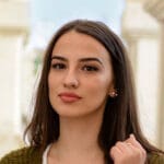 Yael D